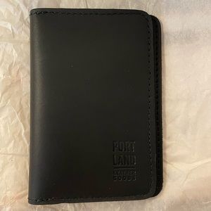 Portland Leather Goods Passport/ID holder